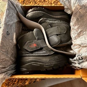 The North Face Toddler snow boots